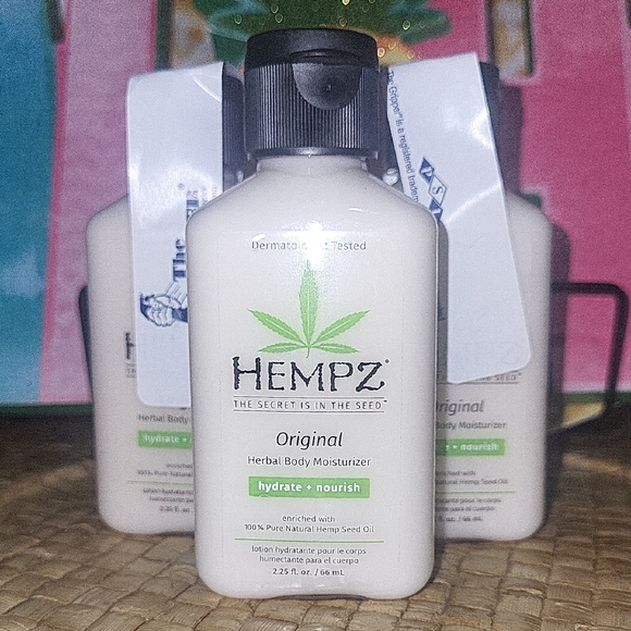 Hempz Other - Herbal Body Moisterizer Original.
